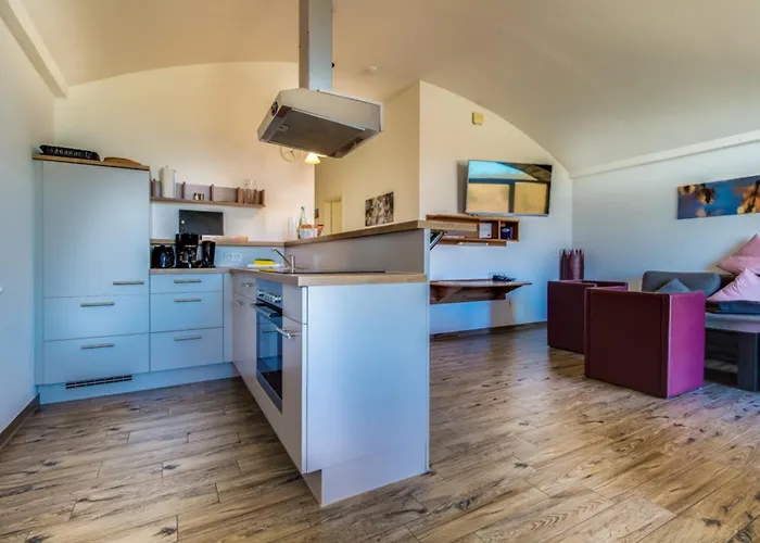 بيت للعطل Lagovida Duenenhaus Comfort G Am Stoermthaler غروسبونسنا